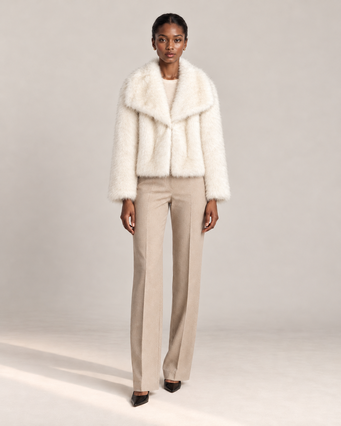 Veste Lyra, veste courte en fausse fourrure blanche pour femme, photo 1